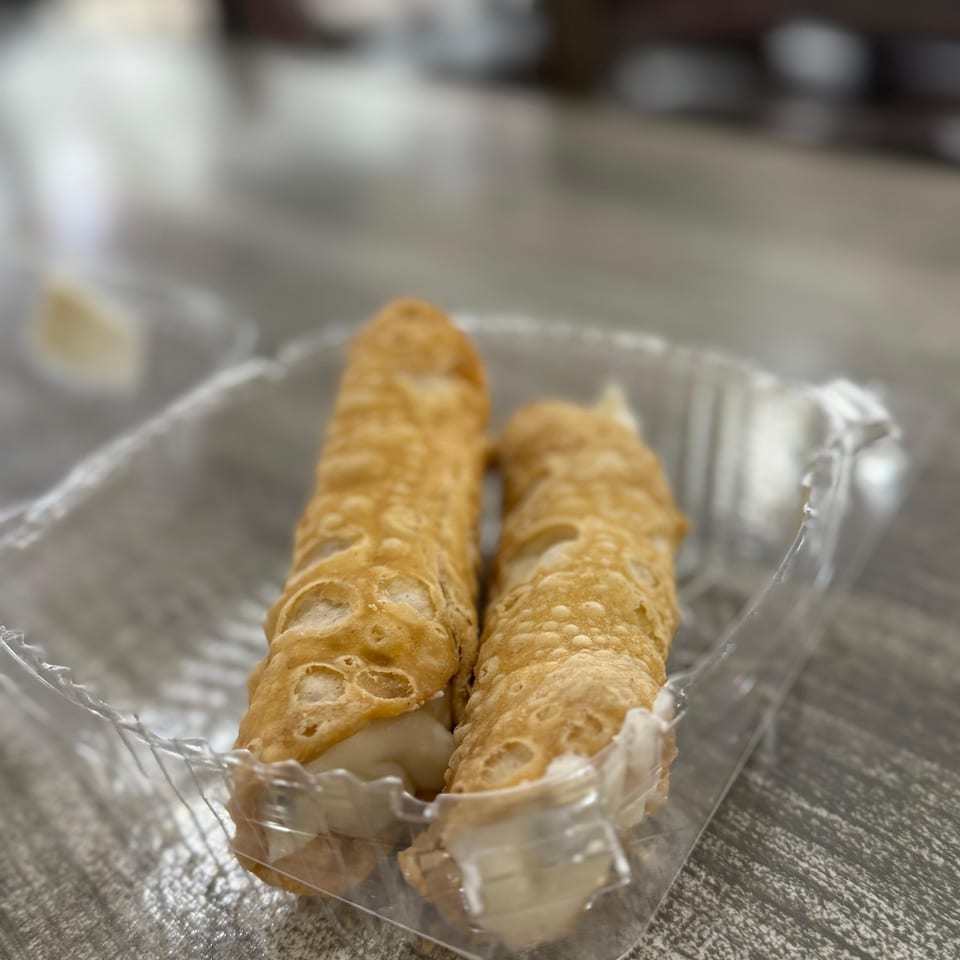 Delicious Cannoli Await You